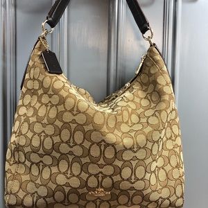 Coach shoulder bag